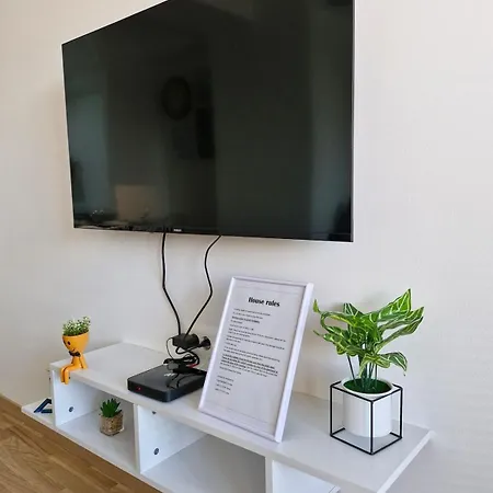 Trendy Center With Free Garage Скопье